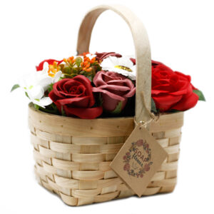 Buchet mare roșu în coș de răchită 23 Buchet mare roșu în coș de răchită