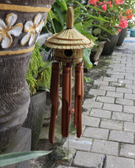 Cutie rotundă pentru păsări din iarbă de mare cu clopoței 45x17cm