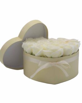 Buchet Cadou Flori de Sapun – 13 Trandafiri Crem – Inima