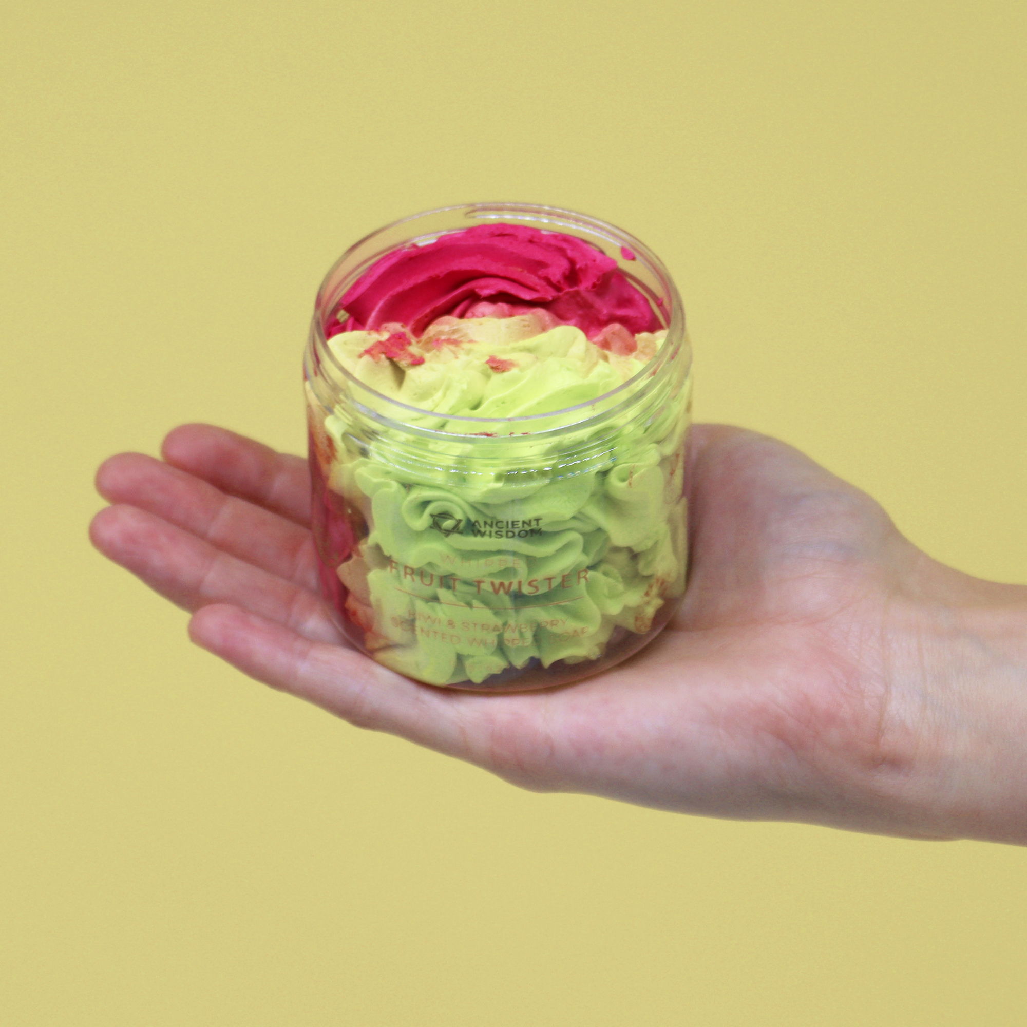 Săpun Frișcă cu Căpșuni și Kiwi 120g 5 Săpun Frișcă cu Căpșuni și Kiwi 120g - imagine 3