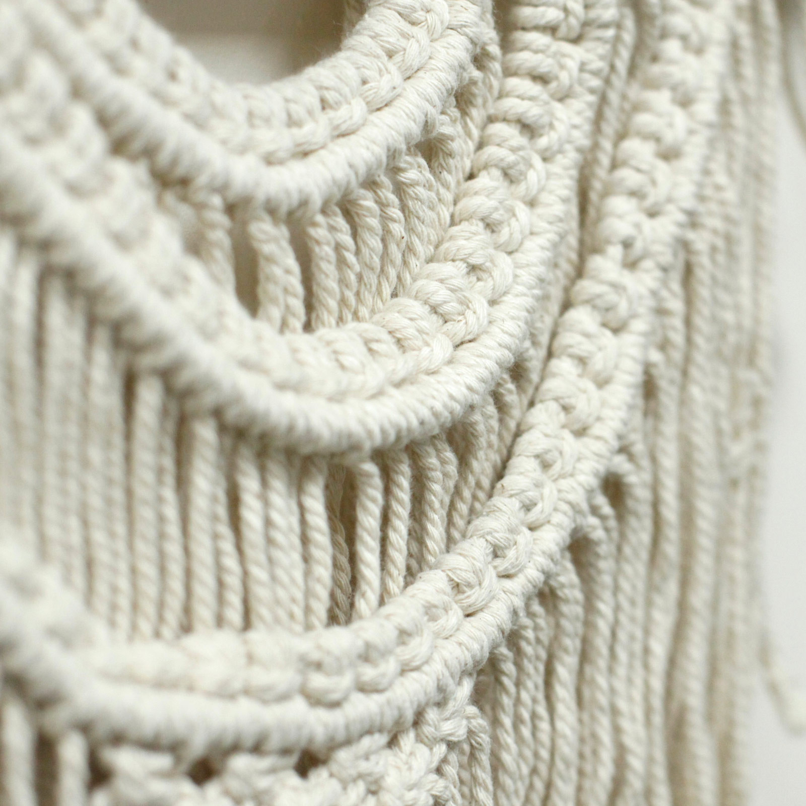 Decorațiune Macrame pentru Perete - Trei Valuri 6 Decorațiune Macrame pentru Perete - Trei Valuri - imagine 4