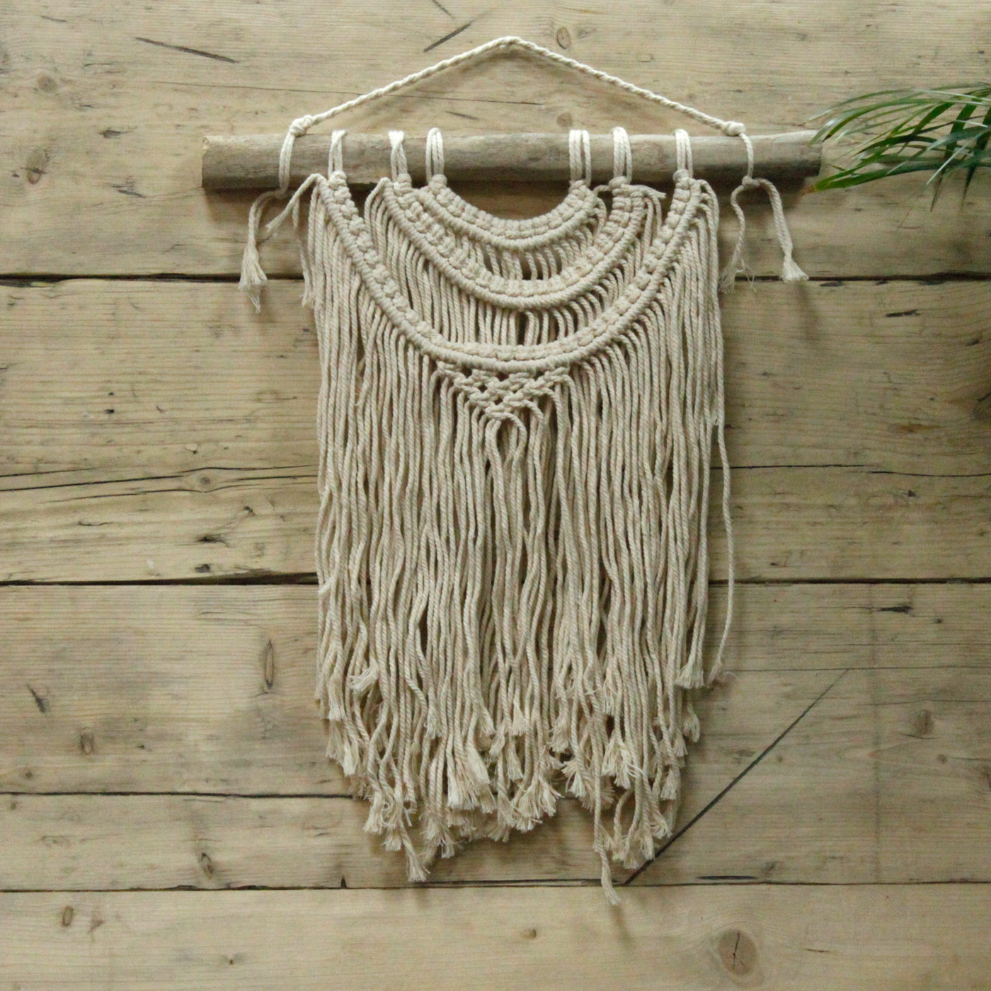 Decorațiune Macrame pentru Perete - Trei Valuri 4 Decorațiune Macrame pentru Perete - Trei Valuri - imagine 2
