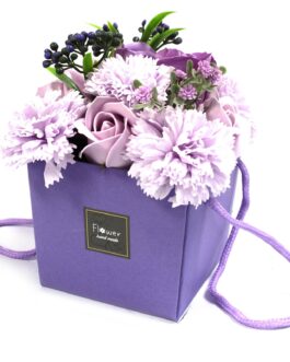 Buchet de flori de săpun – trandafir de lavandă și garoafe