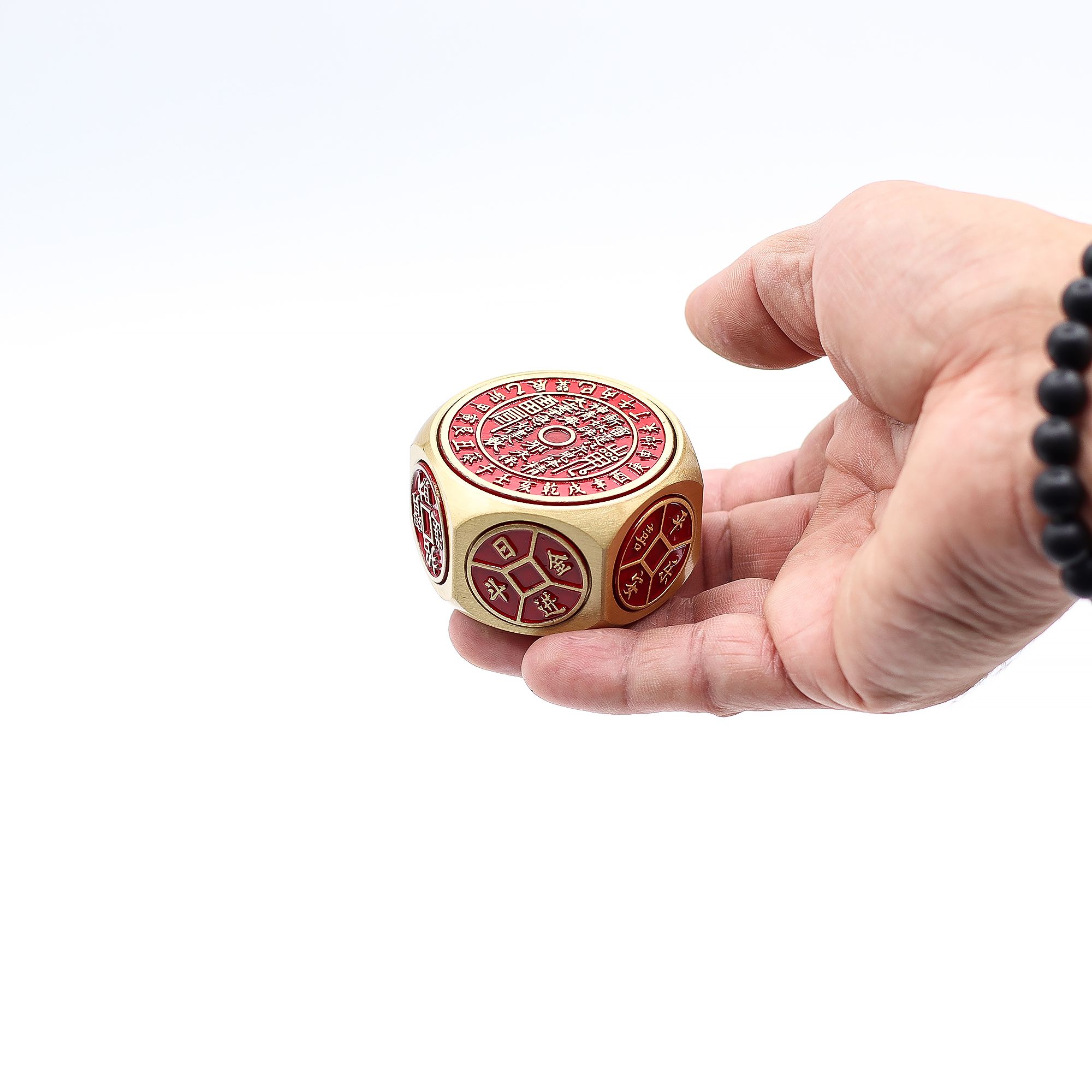 Feng Shui Noroc – Zarul Calendar Roșu și Monedă – Selector de Date Favorabile 7 Feng Shui Noroc – Zarul Calendar Roșu și Monedă – Selector de Date Favorabile - imagine 5