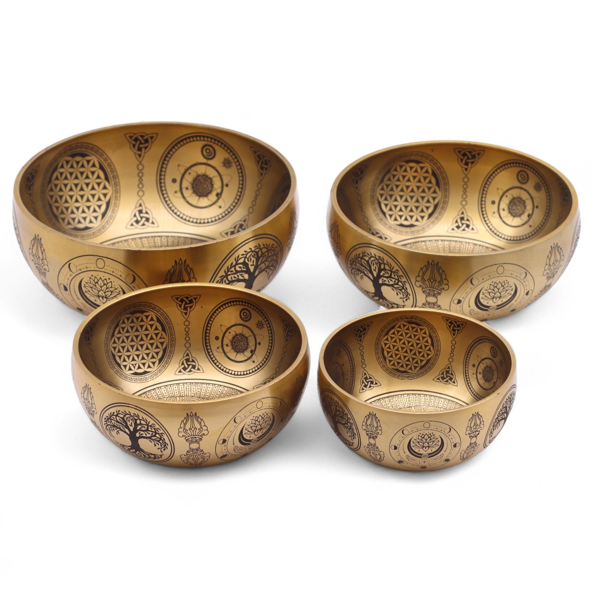 Set Buddha Gravat din Alamă Pură – Set de 4 – Aproximativ 3,85 kg 1 Set Buddha Gravat din Alamă Pură – Set de 4 – Aproximativ 3,85 kg