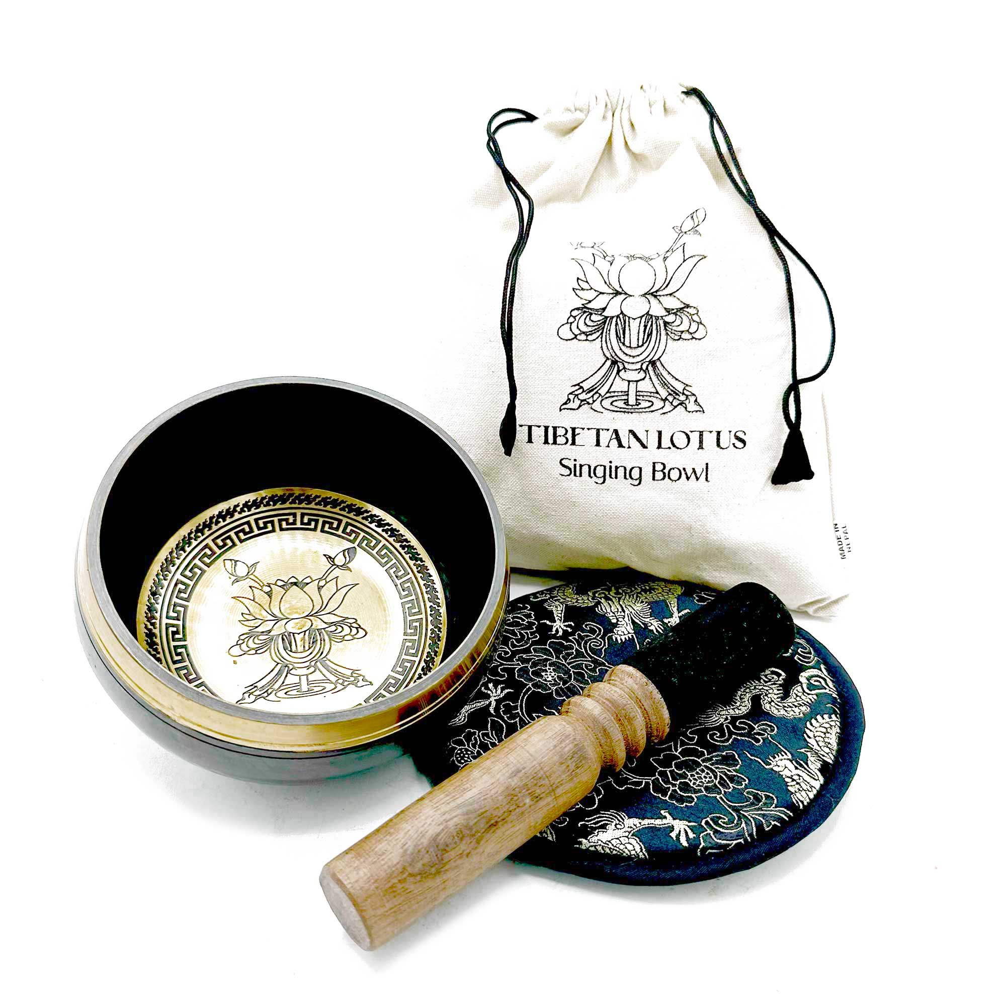 Set Cadou Vas Cântător Forjat și Gravat Manual - 14 cm - Floare de Lotus 1 Set Cadou Vas Cântător Forjat și Gravat Manual - 14 cm - Floare de Lotus