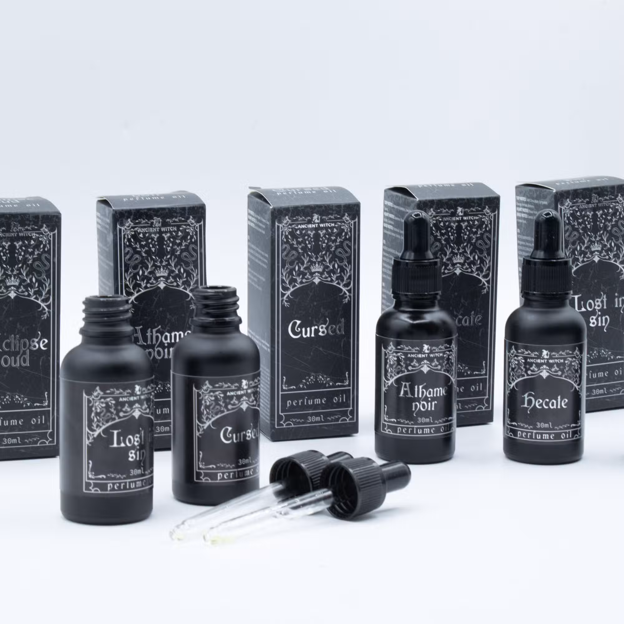 Ulei de parfum Vrăjitoare Antică - Eclipse Oud 10 Ulei de parfum Vrăjitoare Antică - Eclipse Oud