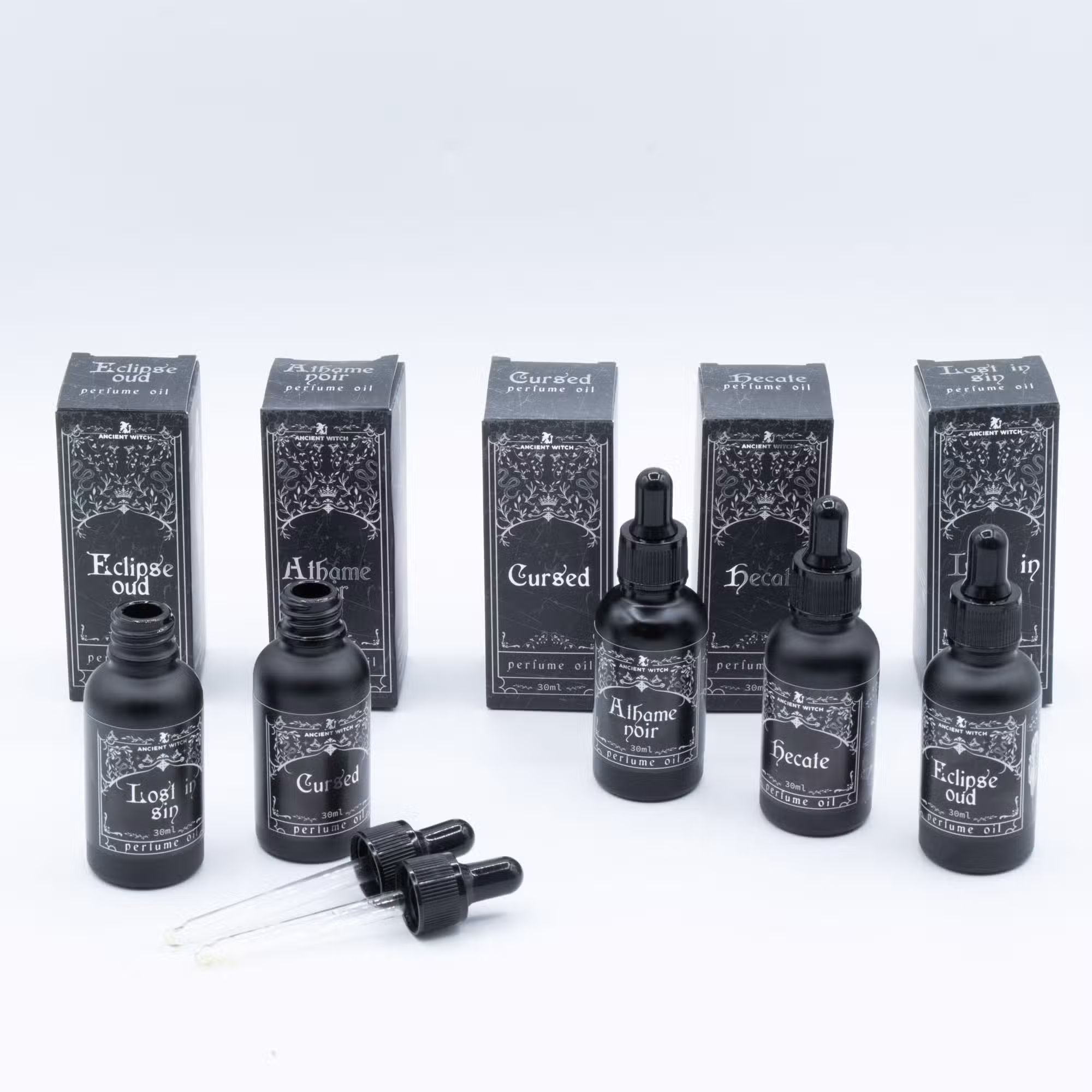 Ulei de parfum Vrăjitoare Antică - Eclipse Oud 4 Ulei de parfum Vrăjitoare Antică - Eclipse Oud